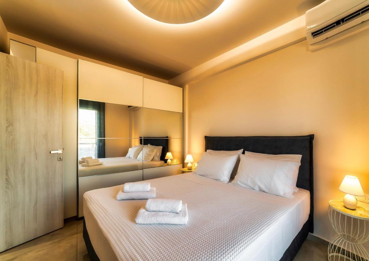 Ephantasy Living - Luxury Home With Roof Garden คาลามากิ ภายนอก รูปภาพ